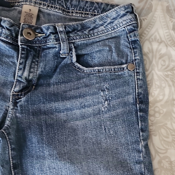 Arizona Jean Company Junior Size 7 Dark Blue Denim Bermuda Shorts - Picture 3 of 9